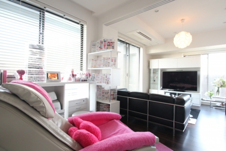 Where To Get Cool Gel Nail Art Done In An Herworldplus Naominailsnyc Nail Art Insram
